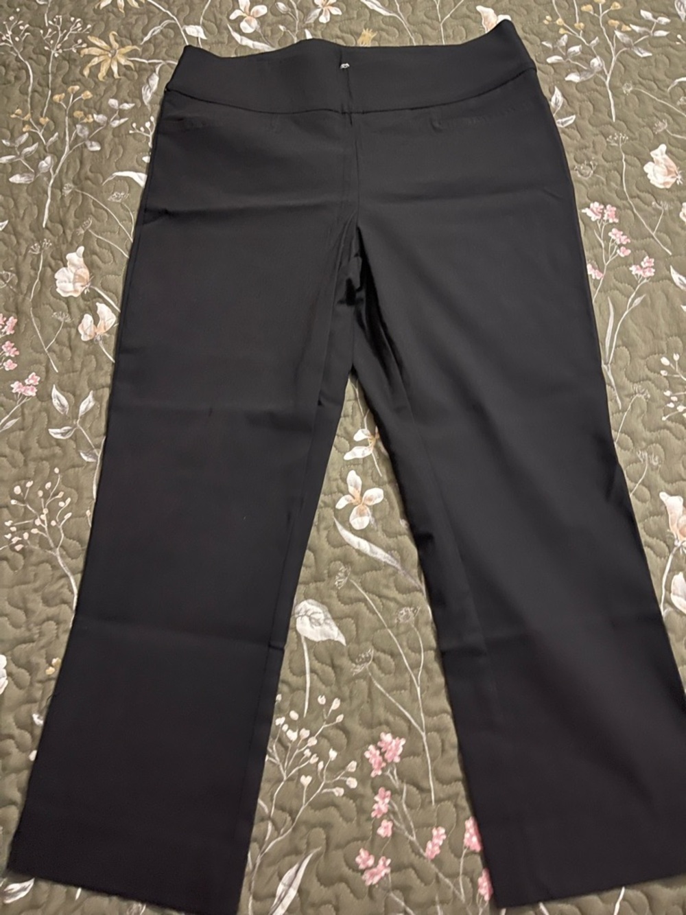 Tacera Black Ponte capri Pants sz 10 and blue top sz L - Picture 5 of 7